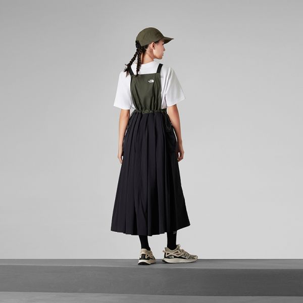 北面UE设计师款女背带连衣裙拼接收腰户外新款TheNorthFace|8CMB